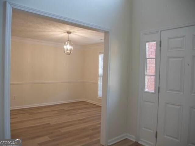 6681 Point Of Woods Drive, Stone Mountain, GA 30087