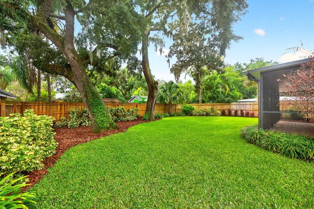 1212 ELMWOOD STREET, Orlando, FL 32801