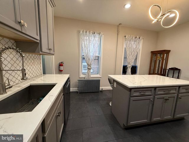 81 LIBERTY ST, Trenton, NJ 08611