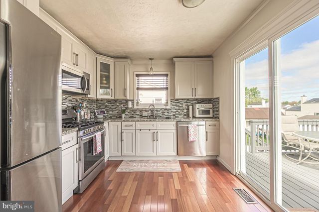 408 JENNIFER LN, Williamstown, NJ 08094