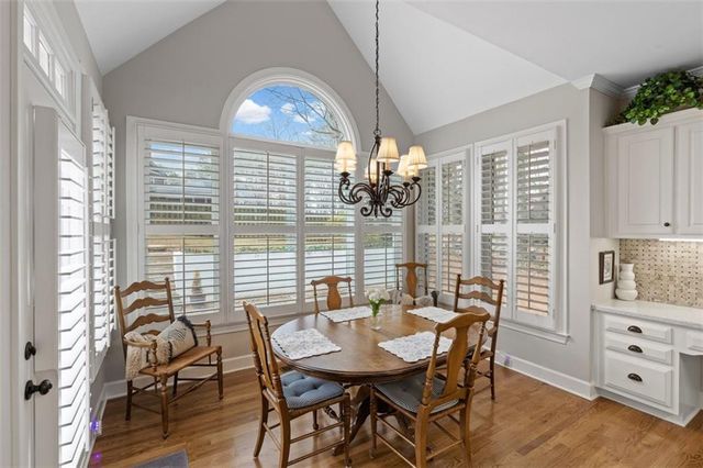 5619 Forkwood Drive NW, Acworth, GA 30101