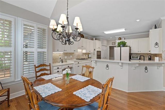 5619 Forkwood Drive NW, Acworth, GA 30101