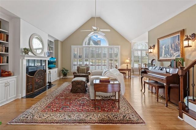 5619 Forkwood Drive NW, Acworth, GA 30101