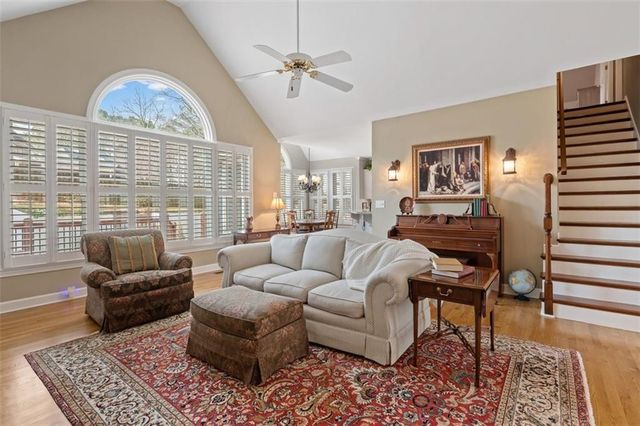 5619 Forkwood Drive NW, Acworth, GA 30101