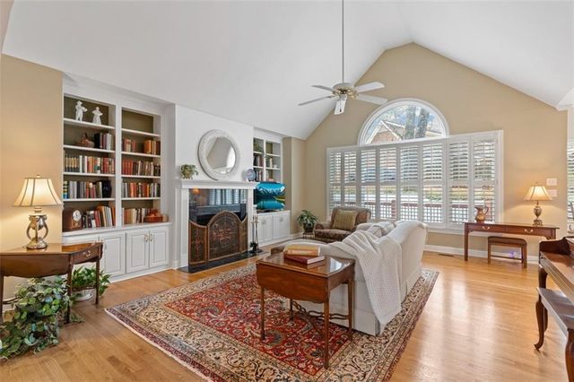 5619 Forkwood Drive NW, Acworth, GA 30101