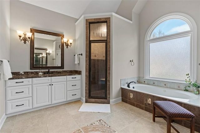 5619 Forkwood Drive NW, Acworth, GA 30101