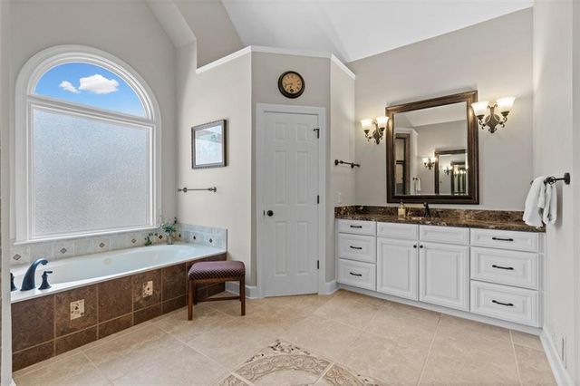 5619 Forkwood Drive NW, Acworth, GA 30101