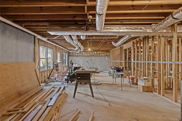 5619 Forkwood Drive NW, Acworth, GA 30101