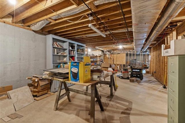 5619 Forkwood Drive NW, Acworth, GA 30101