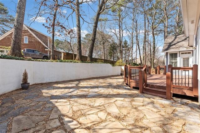 5619 Forkwood Drive NW, Acworth, GA 30101