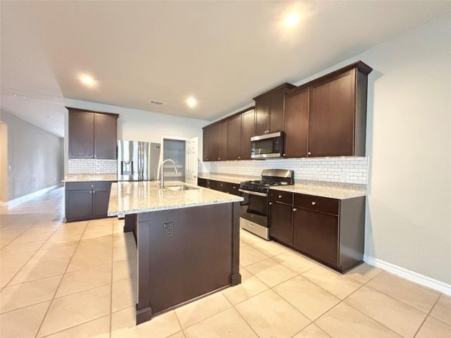 10921 Zoeller DR, Austin, TX 78747