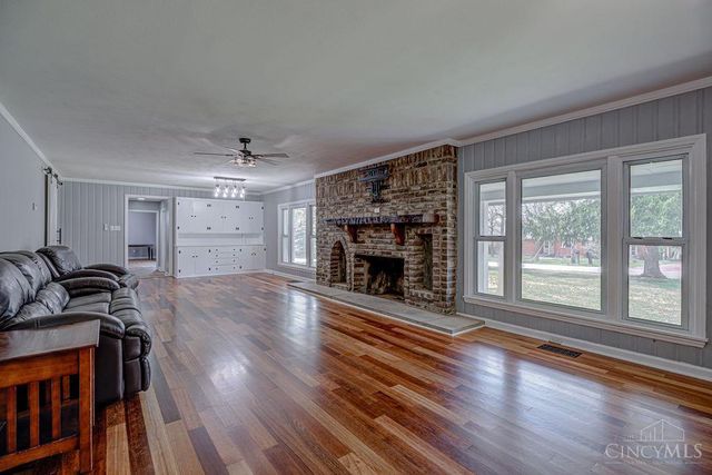 7926 Normandy Lane, Centerville, OH 45459