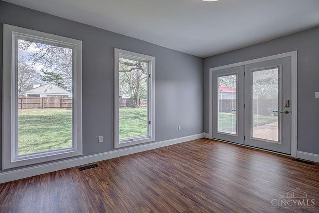7926 Normandy Lane, Centerville, OH 45459