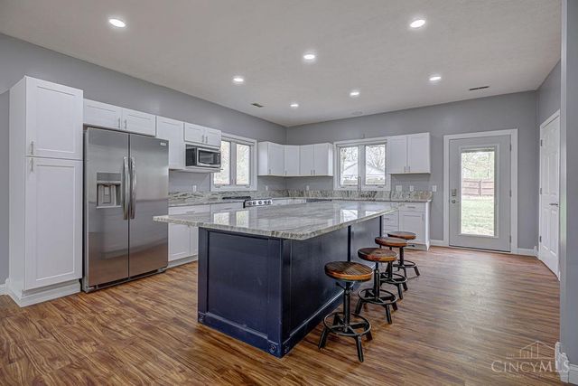 7926 Normandy Lane, Centerville, OH 45459