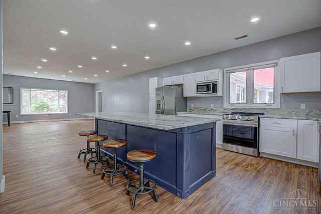 7926 Normandy Lane, Centerville, OH 45459
