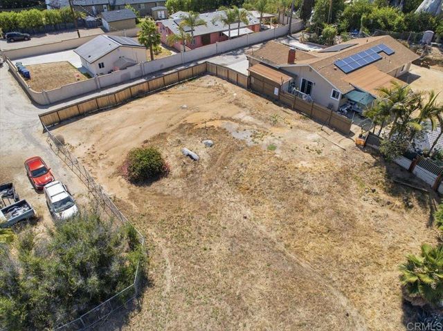 564 Rolling Hills Road, Vista, CA 92083
