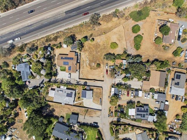 564 Rolling Hills Road, Vista, CA 92083