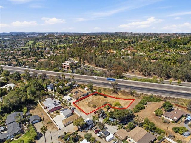 564 Rolling Hills Road, Vista, CA 92083