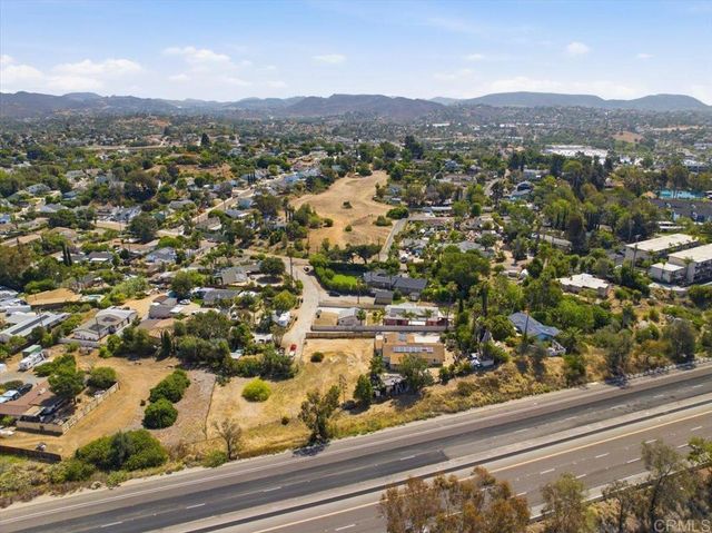 564 Rolling Hills Road, Vista, CA 92083