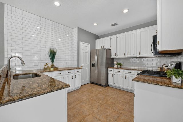 5117 Timber Park Drive, Flower Mound, TX 75028