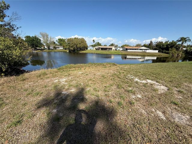 6608 36TH AVENUE DRIVE W, Bradenton, FL 34209