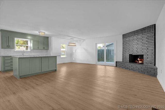 704 N Zenith Avenue, Tulsa, OK 74127