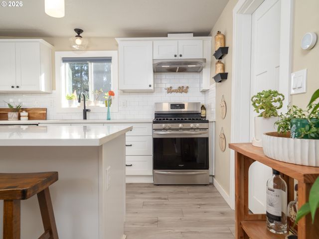 1220 10TH St, Oregon City, OR 97045