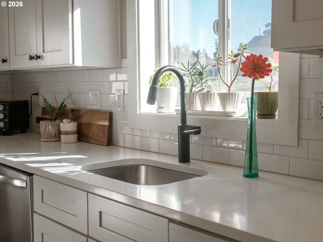 1220 10TH St, Oregon City, OR 97045