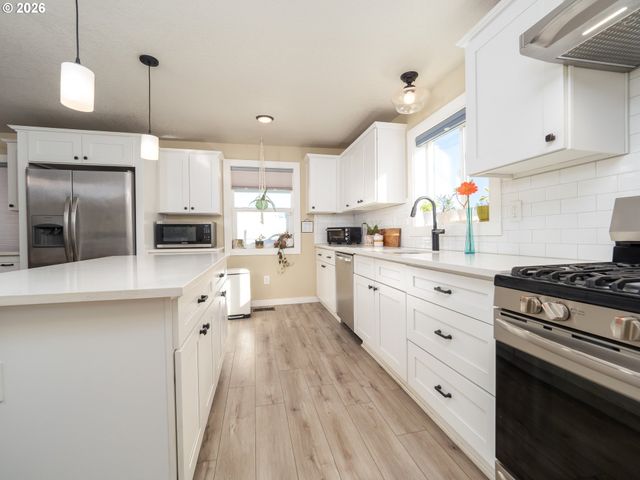 1220 10TH St, Oregon City, OR 97045