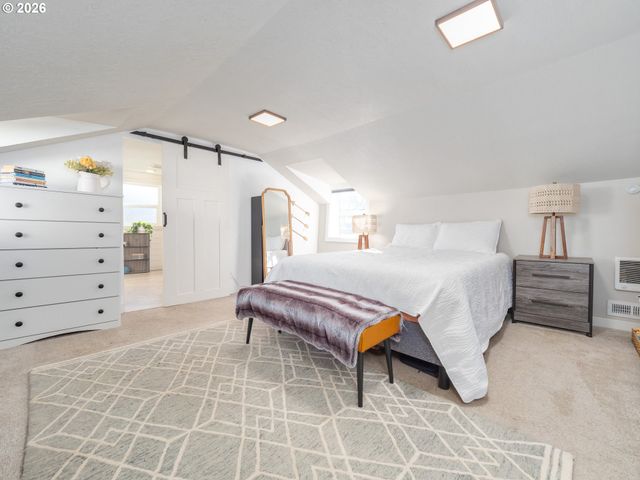 1220 10TH St, Oregon City, OR 97045