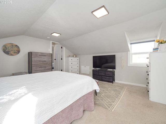 1220 10TH St, Oregon City, OR 97045