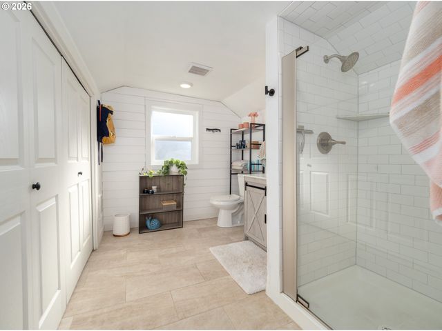 1220 10TH St, Oregon City, OR 97045