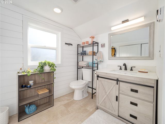 1220 10TH St, Oregon City, OR 97045