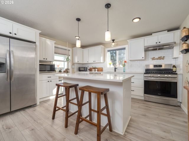 1220 10TH St, Oregon City, OR 97045