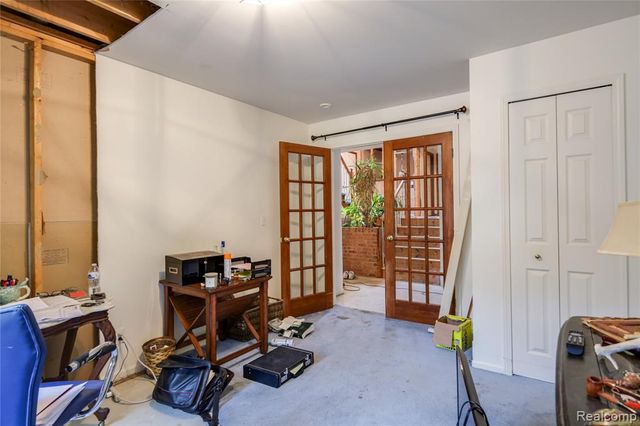 1321 Highland Meadows, Flint, MI 48532