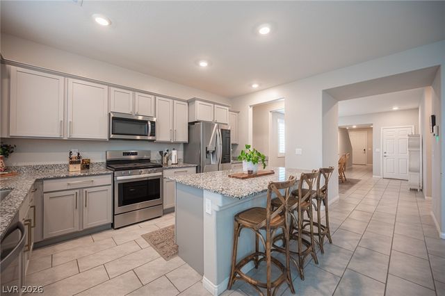 4447 Creekside Cavern Avenue, North Las Vegas, NV 89084