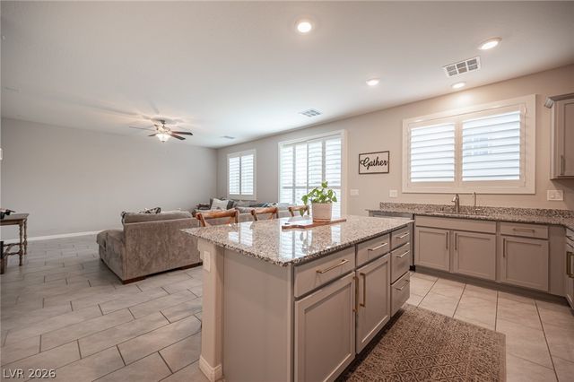 4447 Creekside Cavern Avenue, North Las Vegas, NV 89084