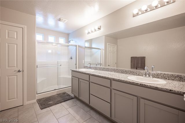 4447 Creekside Cavern Avenue, North Las Vegas, NV 89084