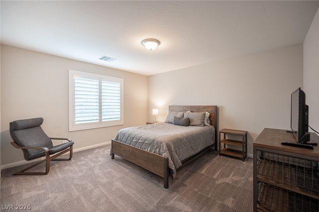 4447 Creekside Cavern Avenue, North Las Vegas, NV 89084