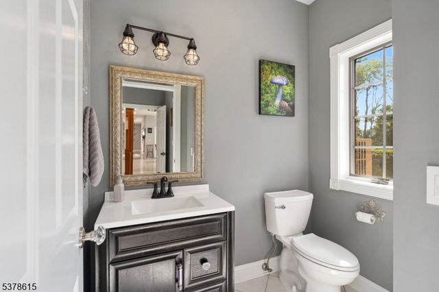 7 Gap View Dr, Blairstown Twp., NJ 07825