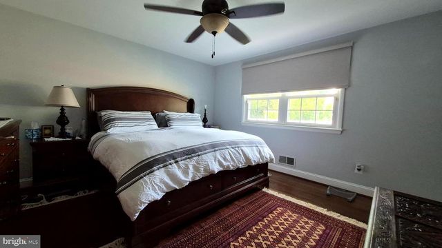 1719 MELBOURNE DR, Mclean, VA 22101