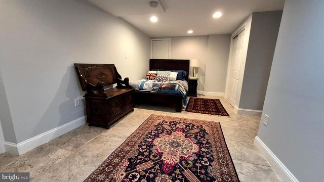 1719 MELBOURNE DR, Mclean, VA 22101