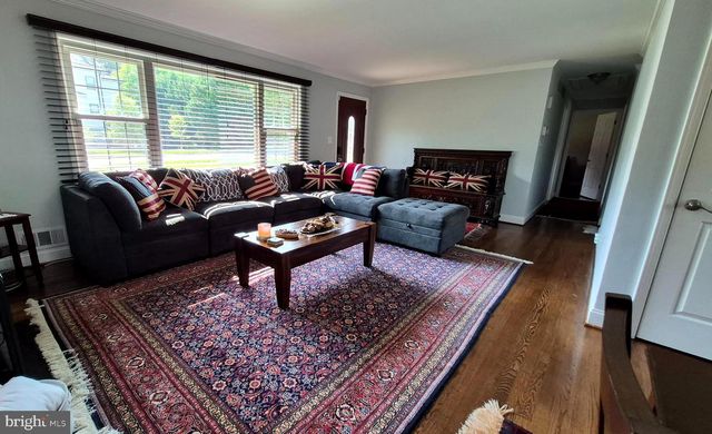 1719 MELBOURNE DR, Mclean, VA 22101