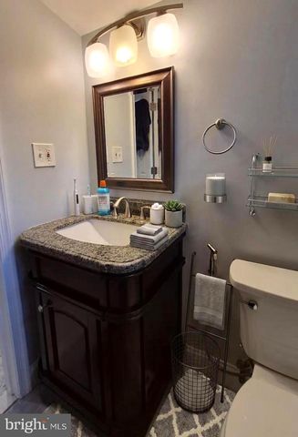 1719 MELBOURNE DR, Mclean, VA 22101