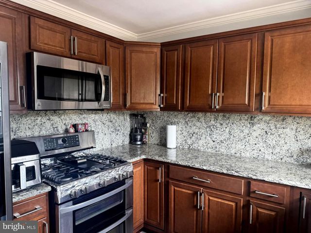 1719 MELBOURNE DR, Mclean, VA 22101
