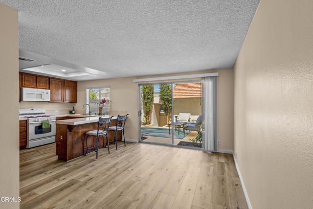 272 Green Moor Place, Thousand Oaks, CA 91361