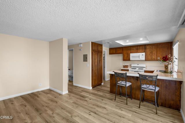 272 Green Moor Place, Thousand Oaks, CA 91361