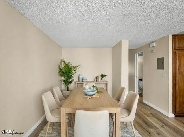 272 Green Moor Place, Thousand Oaks, CA 91361