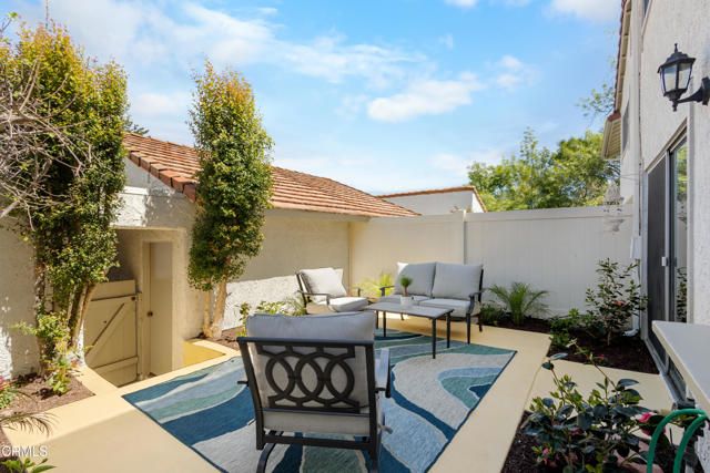 272 Green Moor Place, Thousand Oaks, CA 91361