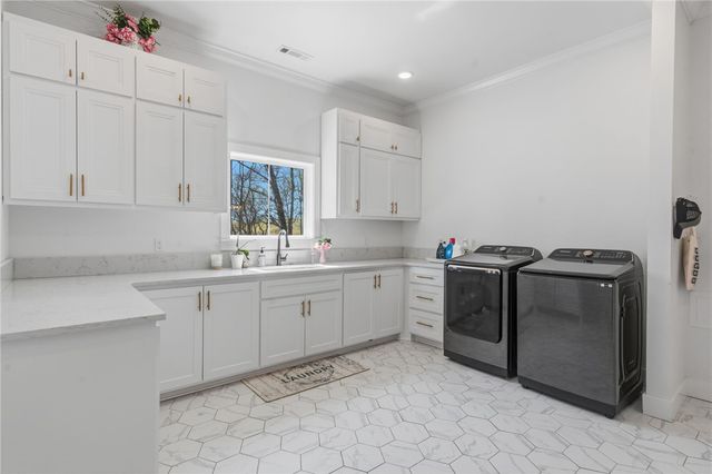 21665 Griggs Road, Springdale, AR 72762